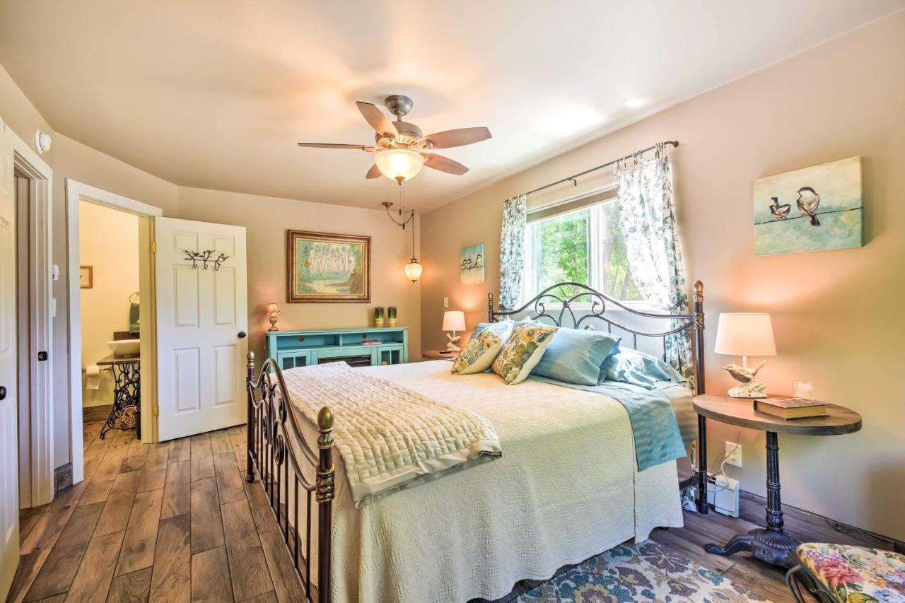 Cozy Home With Media Room Short Walk To Taos Plaza! المظهر الخارجي الصورة